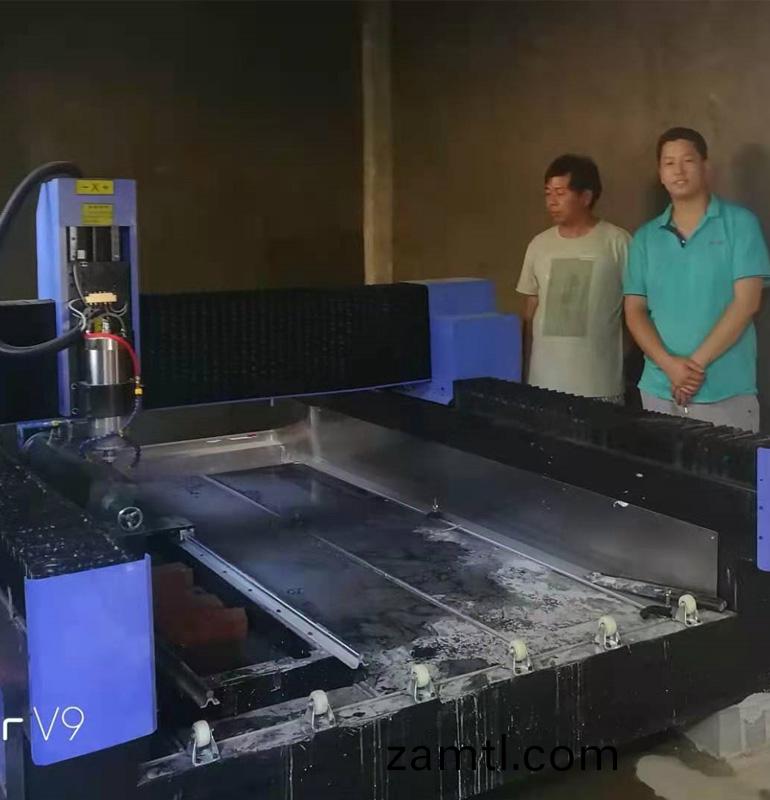 福建(jian)1325重(zhong)型石(shi)材(cai)鵰刻(ke)機