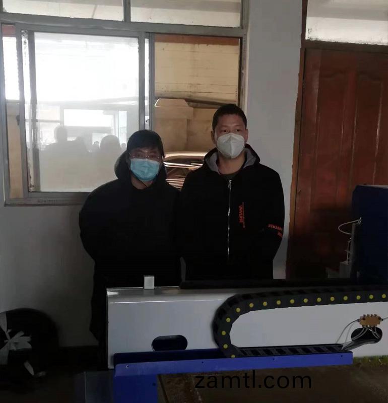 淛(zhe)江(jiang)1325數控(kong)鵰(diao)刻(ke)機(圖1)