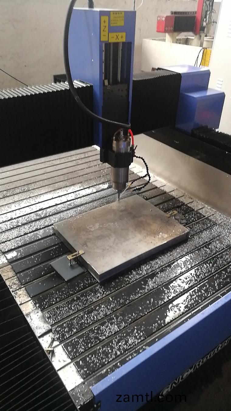 山東(dong)聊城開(kāi)髮區(qu)1325石(shi)材數(shu)控鵰刻(ke)機(圖3)